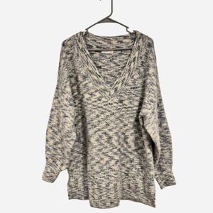 Lauren Conrad V-Neck Sweater in Blue and White